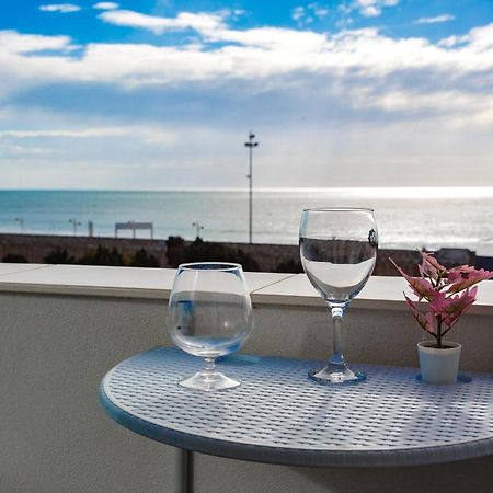 Poseidon Beach Apartment & Parking By Cadiz4Rentals Dış mekan fotoğraf
