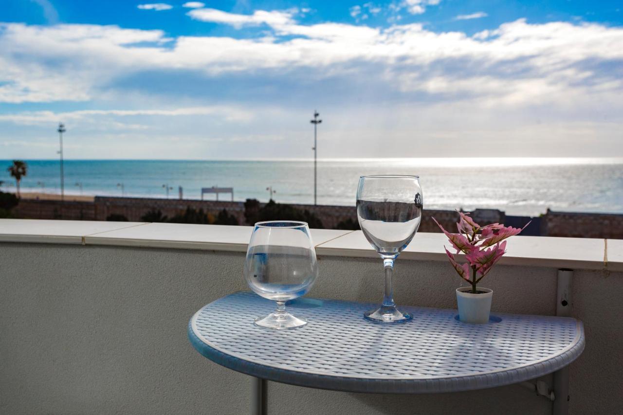 Poseidon Beach Apartment & Parking By Cadiz4Rentals Dış mekan fotoğraf